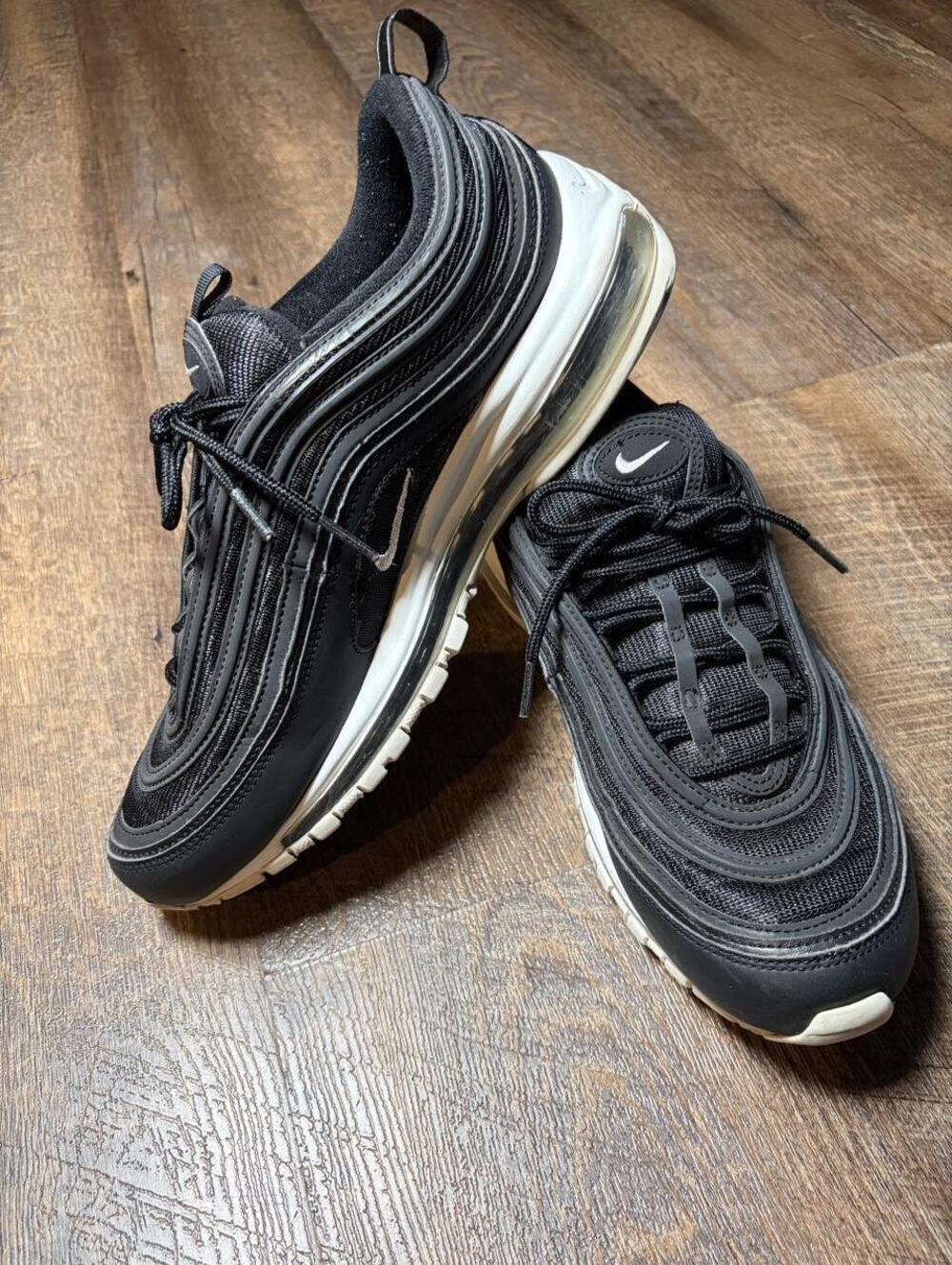Nike Airmax Black White Shoes